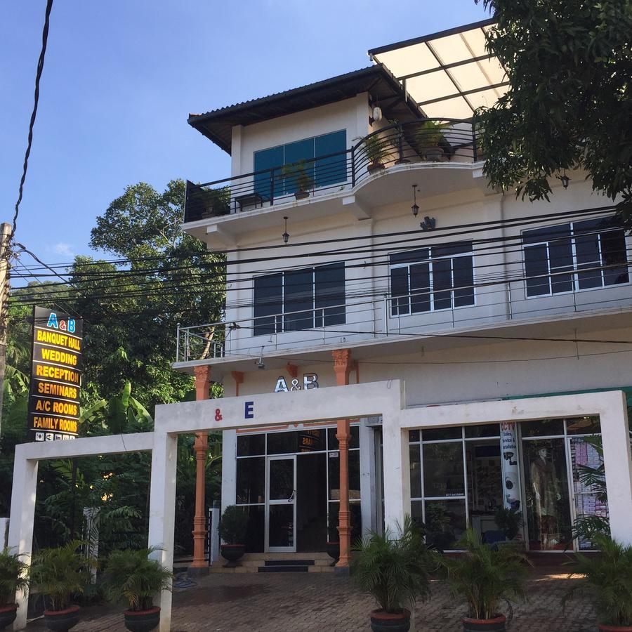 A&B Events Guest Bed and Breakfast Matale Exteriör bild